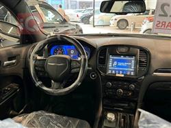 کرایسلەر 300